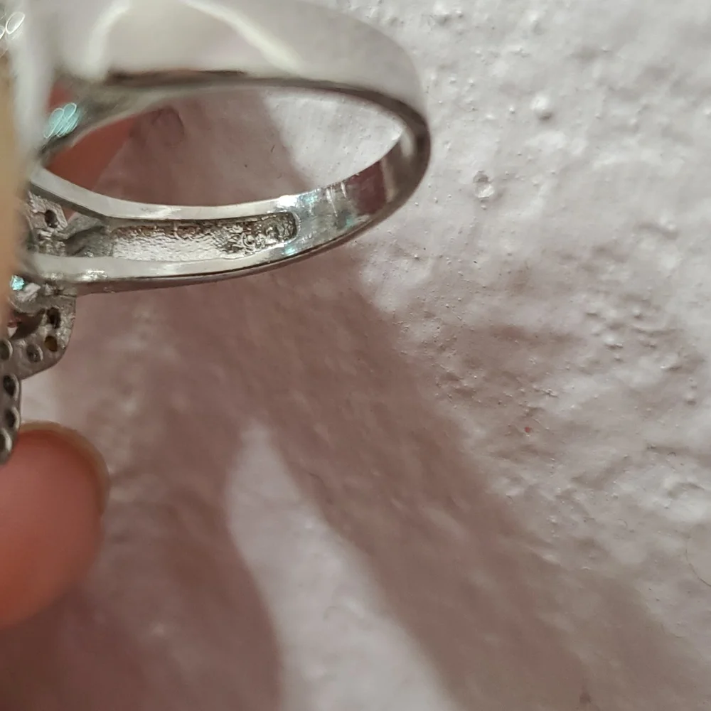 Sterling Silver Large Blue Topaz Ring 7 - Picture 4 of 7